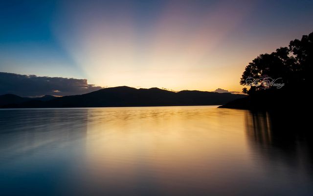 Quảng Nam: Hồ Phú Ninh mùa nước cạn đẹp như tranh vẽ - 14 Hoàng hôn trên hồ Phú Ninh